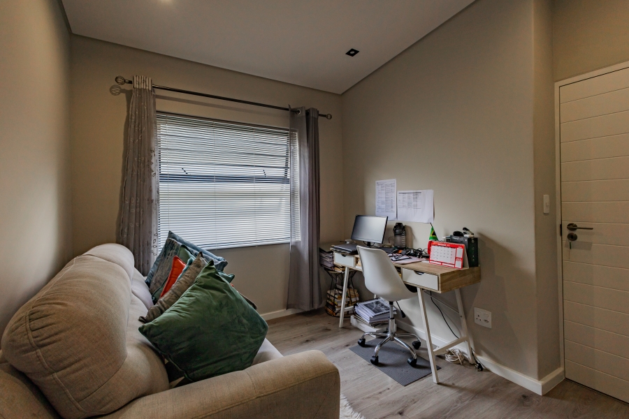 3 Bedroom Property for Sale in Haasendal Western Cape